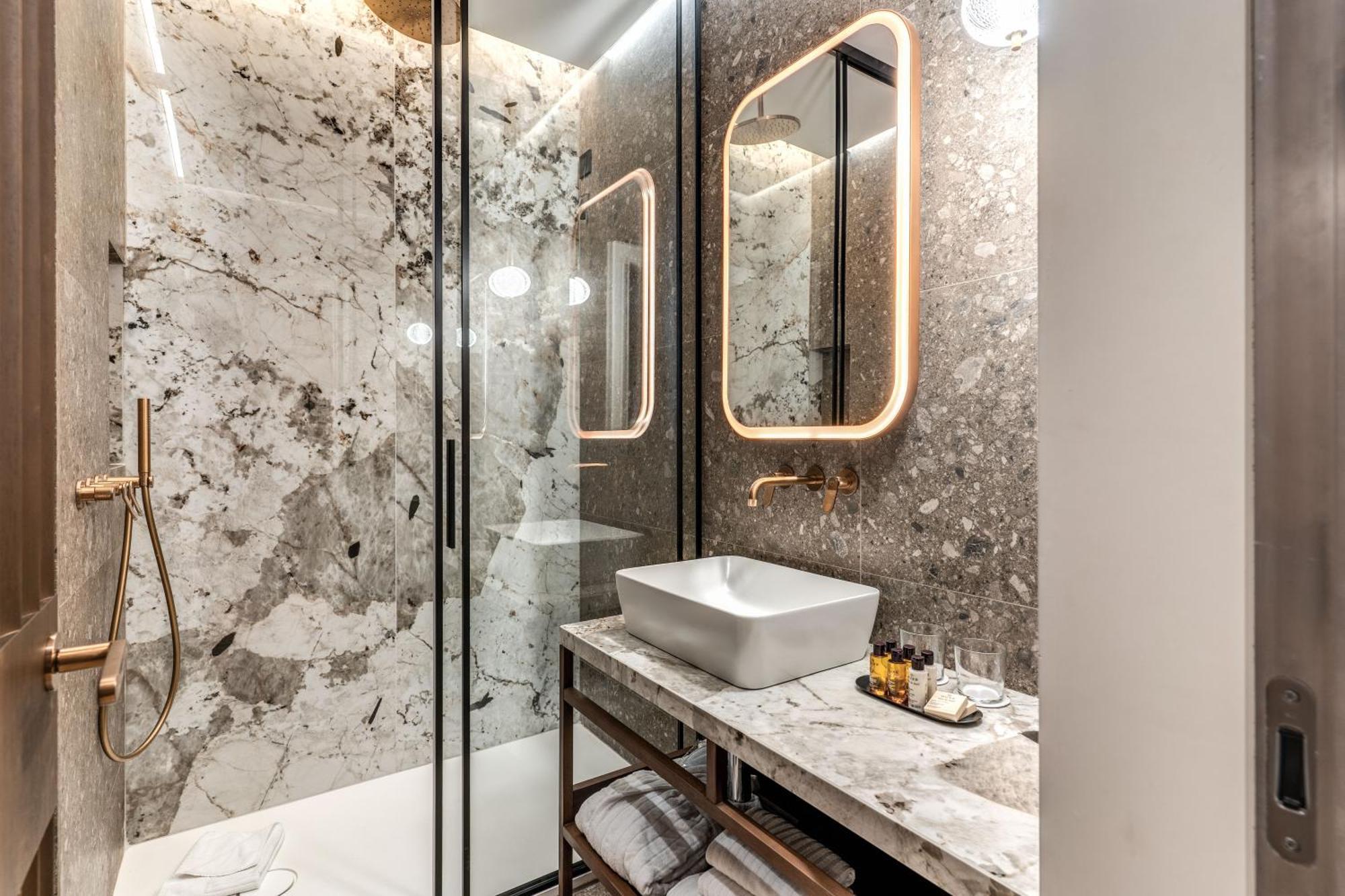 The Steps - By Eitch Collection Roma